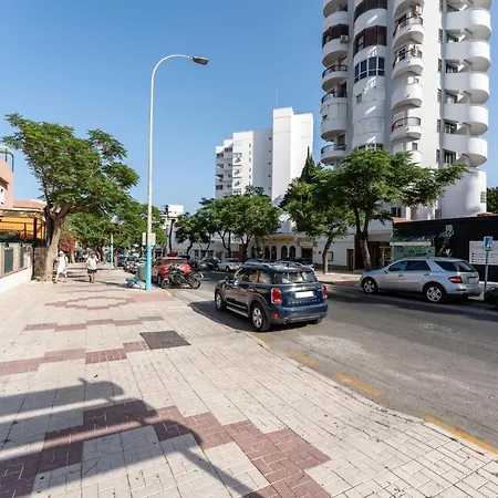 Malagasuite Costa Sol Oasis Torremolinos Exterior photo